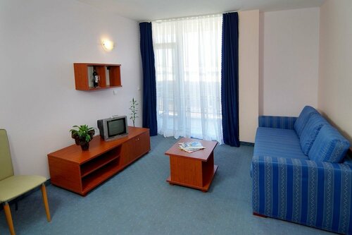 Royal Beach Hotel, Забронировать Отель Созополь 