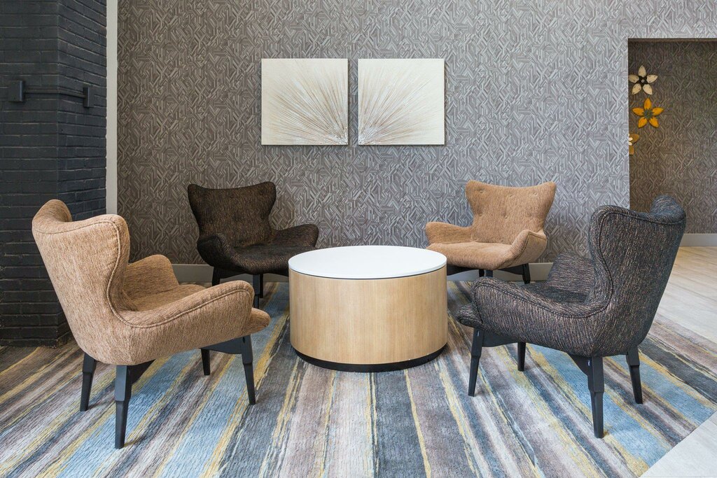 Candlewood Suites Roanoke Airport