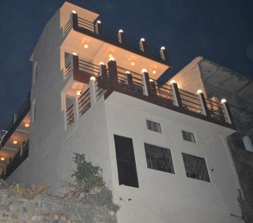 Soank Paradise - The Boutique Hotel, Забронировать Бутик-отель Отели Ришикеш с завтраком, рядом с Rishikesh Railway Station, Завтраки