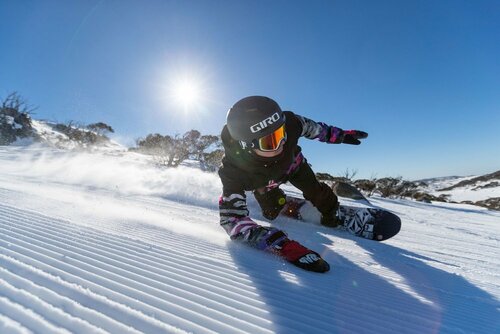Northview 2 - 9 Clyde Street, Jindabyne, Забронировать Отель Отели Kosciuszko National Park с парковкой, Парковка