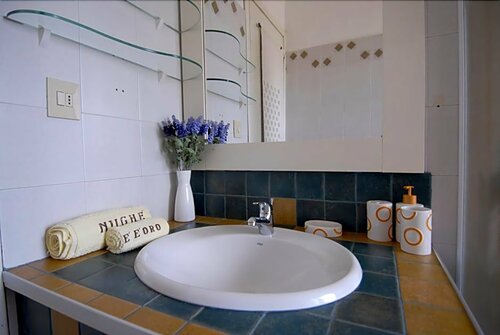 Nughe e Oro B&B, Забронировать Отель Отели в центре Нуоро, в центре, Завтраки
