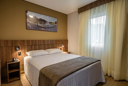 Hotel Fioreze Primo - 800m da Rua Coberta, Забронировать Отель Грамаду 