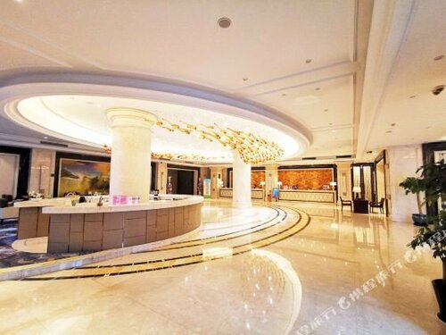 Hangzhou Huachen Fengting Hotel, Забронировать Отель Отели Шанчэн с бассейном, Бассейн