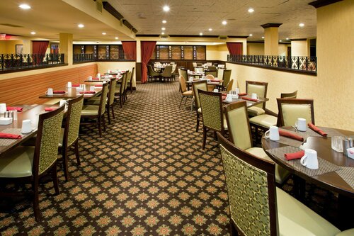 Crowne Plaza Louisville Airport Expo Ctr by IHG, Забронировать Отель Луисвилл Louisville Metropolitan Area