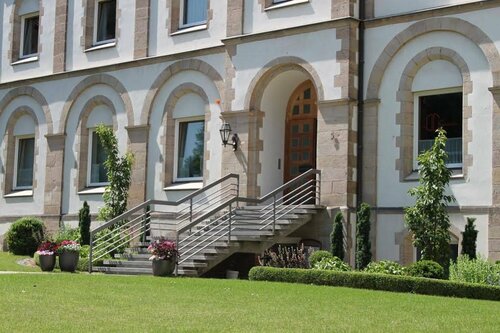 St. Bonifatiuskloster - Geistliches Zentrum, Rezervați Hotel Huenfeld Rhön