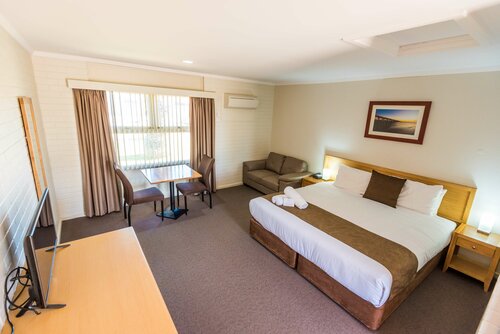 Best Western Hospitality Inn Carnarvon, Book Hotel Hoteller i Western Australia med parkering, Parkering