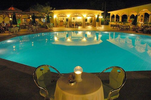 Possidi Holidays Resort & Suite Hotel, Забронировать Курортный отель Отели Македонии с бассейном, Бассейн