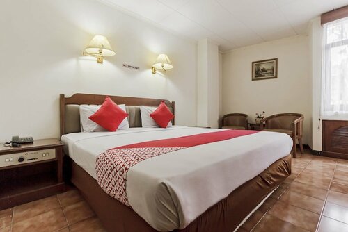 108 Hotel by HIM, Book Hotel Jakarta Jakarta provinsen, nær LTC Glodok