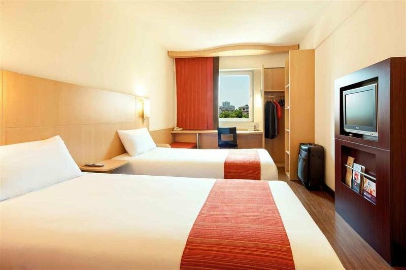 Atour Hotel (Changshu Wanda Plaza Changjiang Road)