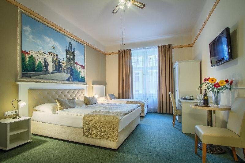 Hotel Taurus