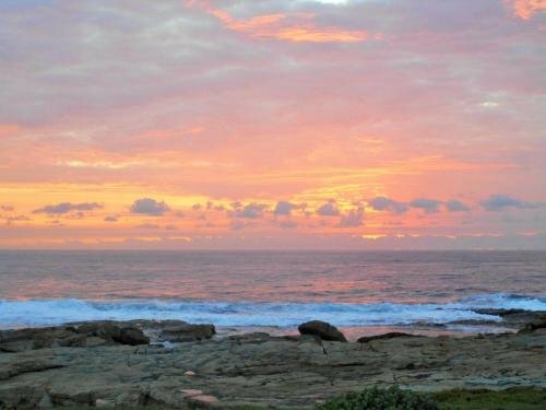 Emerald Cove, Забронировать Отель Маргит Durban South Coast