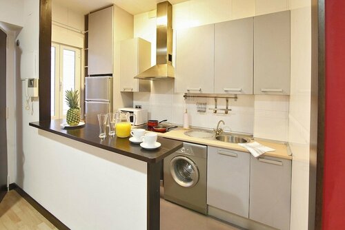 Apartamentos El Tiempo, Забронировать Апартаменты/квартира Отели Мадрида с завтраком, рядом с Здание Grassy, Завтраки