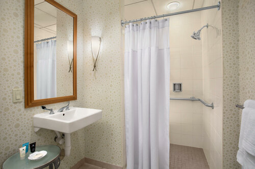 Crowne Plaza San Francisco Airport by IHG, Забронировать Отель Отели и гостиницы Берлингейм, рядом с Музей, Отель