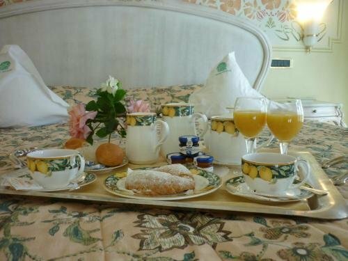 Suite Hotel Nettuno, Забронировать Отель Сестри-Леванте Итальянская Ривьера