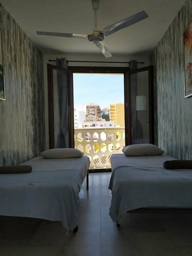 Nomadas Hostel, Varaa Hostelli Málaga hostellit, Hostelli
