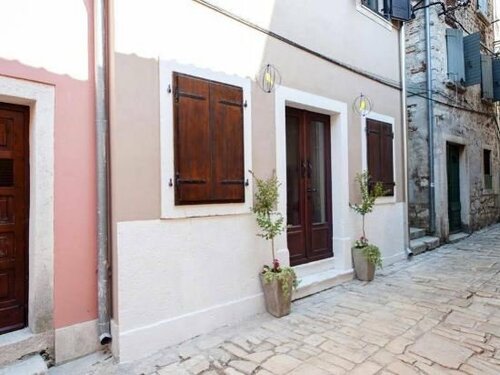 Rooms & Apartments La Casa di Loreto, Забронировать Апартаменты/квартира Ровинь Rovinj Riviera
