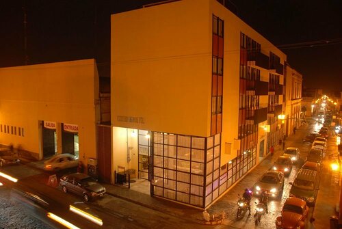 Centro 19 Hotel, Rezervați Hotel Hoteluri în El Bajio cu mic dejun, Mic dejun