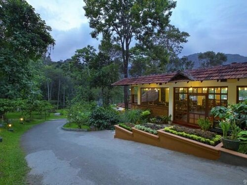 Coffee Routes, Забронировать Отель Отели Теккади с бассейном, Бассейн