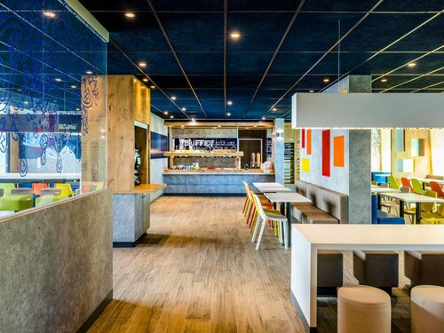 ibis Saint Quentin en Yvelines - Vélodrome, Забронировать Отель Отели Верхней Нормандия 3 звезды, 3*