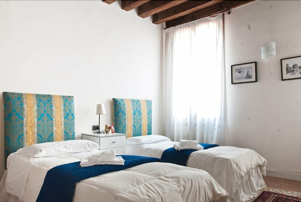 Grimaldi Apartments Proverbi
