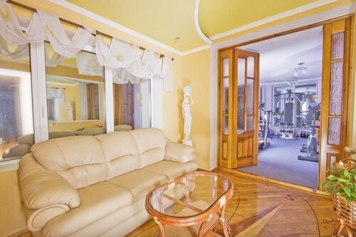 Hotel Priboj, Rezerwuj Hotel Hotele w Crimea z Parkingiem, Parking