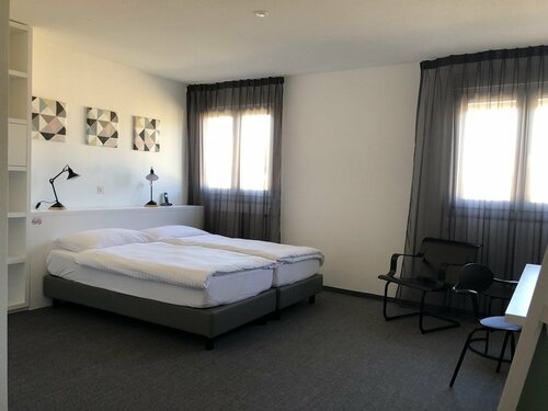 Hôtel des Mosaïques, Book Hotel Hoteller i Vaud med parkering, Parkering