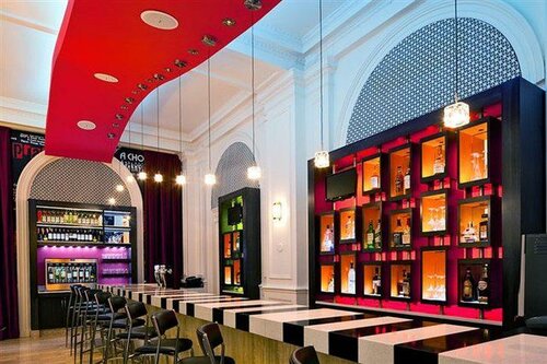 Hotel Indigo Atlanta Midtown by IHG, Забронировать Отель Атланта Джорджия, рядом с Станция метро "Мидтаун"