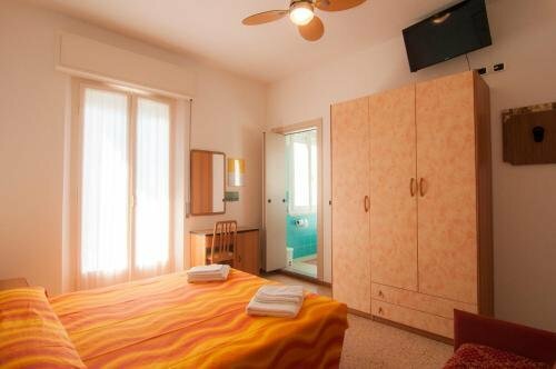 Hotel Greta B&B, Забронировать Отель Ривабелла Римини