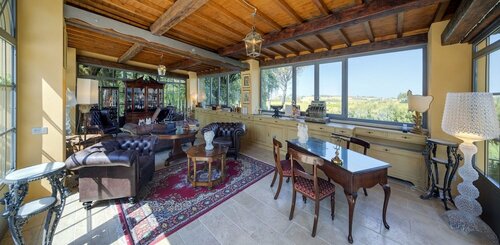 Villa Valentini Bonaparte, Забронировать Вилла Отели Озера Тразимено с парковкой, Парковка