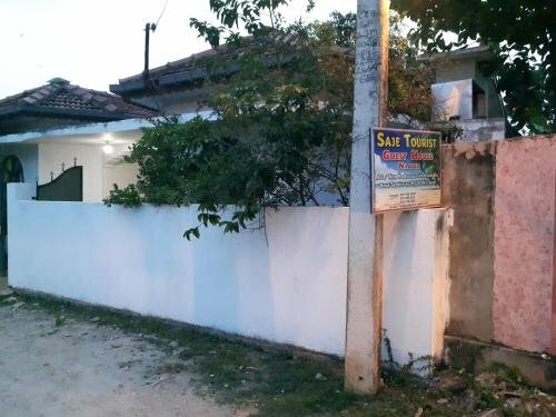 The Red Keep, Prenota Bed & breakfast Nilaveli Distretto di Trincomalee