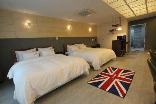 NOVA Hotel