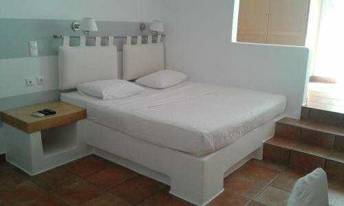 Maryo Village, 予約 ホテル Parosのプール付きホテル, プール