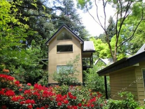 Lochiel Luxury Accommodation, Забронировать Апарт-отель Олинда Dandenong Ranges