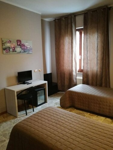 Hotel Doc, Забронировать Отель Ницца-Монферрато Монферрато