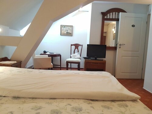Hotel Kredell, Varaa Hotelli Neckargemuend 