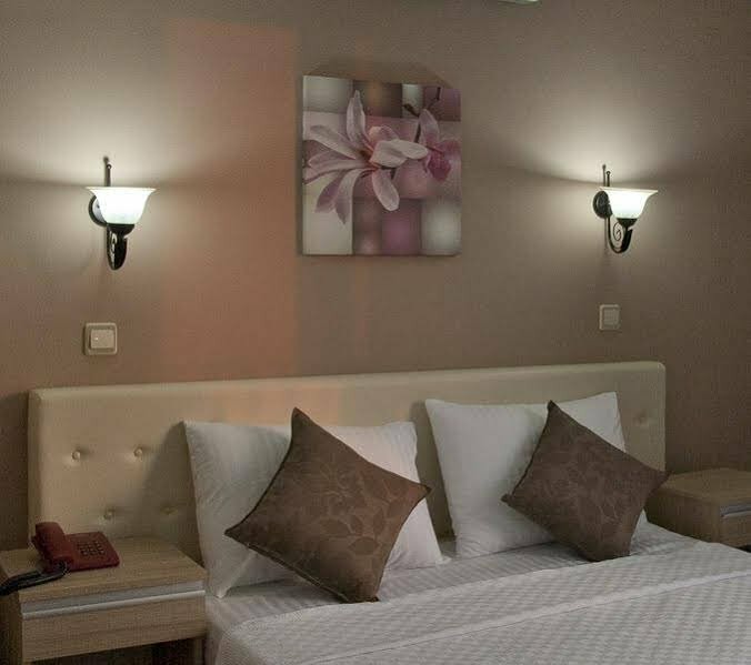 Yasemin Hotel