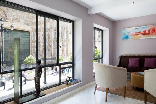 Puerta Catedral Holiday Suites, Забронировать Апарт-отель Отели Севильи с завтраком, рядом с Королевский музей Маэстранса, Завтраки
