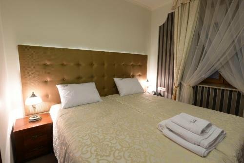 Hotel Fryderyk, Забронировать Отель Отели Жешув с завтраком, Завтраки