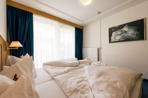 Hotel Garni Alpenruh-Micheluzzi, Забронировать Отель Отели Тироля с парковкой, Парковка