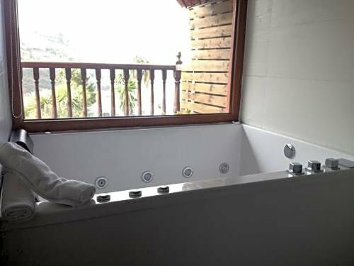 Hotel Itxas Gain Getaria