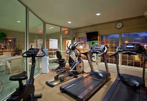 Holiday Inn Express Hotel & Suites Sunbury-Columbus Area, Rezerwuj Hotel Sunbury 