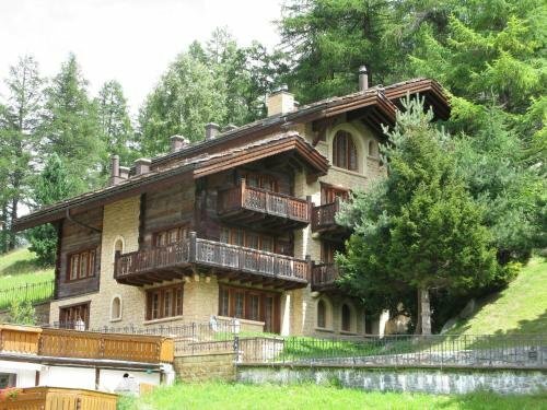 Chalet Kisseye by Zermatt Premium Apartments, Book Chalet Zermatt hoteller med pool, Swimmingpool
