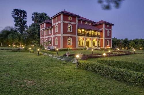 Champaner Heritage Resort, Забронировать Курортный отель Rawālia 