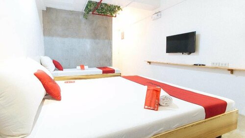 RedDoorz Plus @ Boni Avenue Mandaluyong, Rezervasyon Otel National Capital Region ucuz oteller