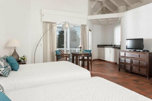 Esmeralda Resort, Prenota Resort Orient Bay San Martino
