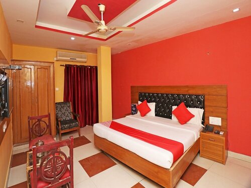 OYO 26602 Hotel Shubham, Забронировать Отель Дехрадун штат Уттаракханд, рядом с Железнодорожный вокзал Дехрадун