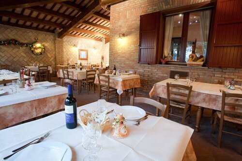 Agriturismo La Valle dei Conti, Prenota Hotel Hotel a Cesena con piscina, Piscina