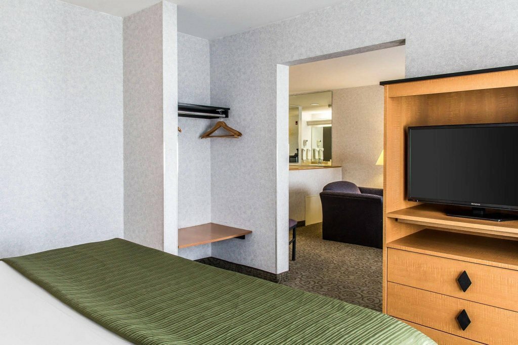 Quality Inn & Suites Denver Airport - Gateway Park