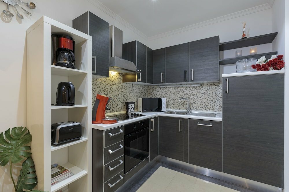 The Queen Luxury Serviced Apartments - Villa Carlotta