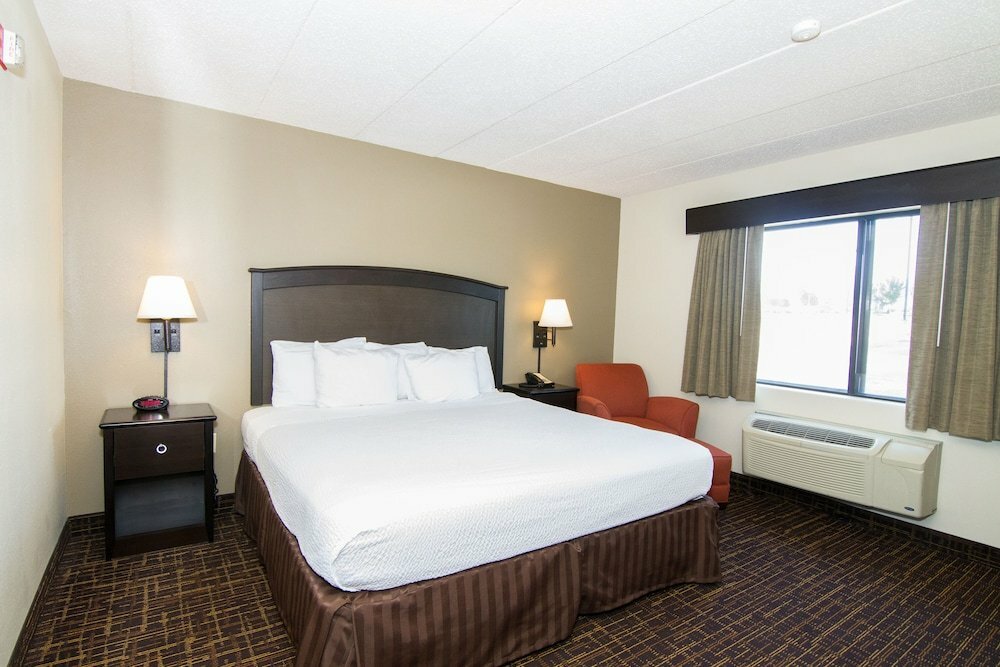 GrandStay Hotel & Suites Peoria